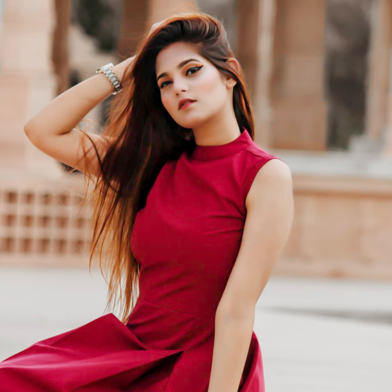 Top 10 Fashion Bloggers, Fashion Influencers in Jaipur